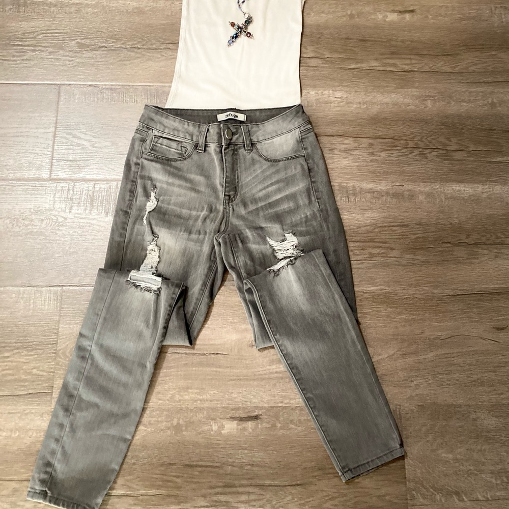 Refuge jeans - 3 pairs for $35